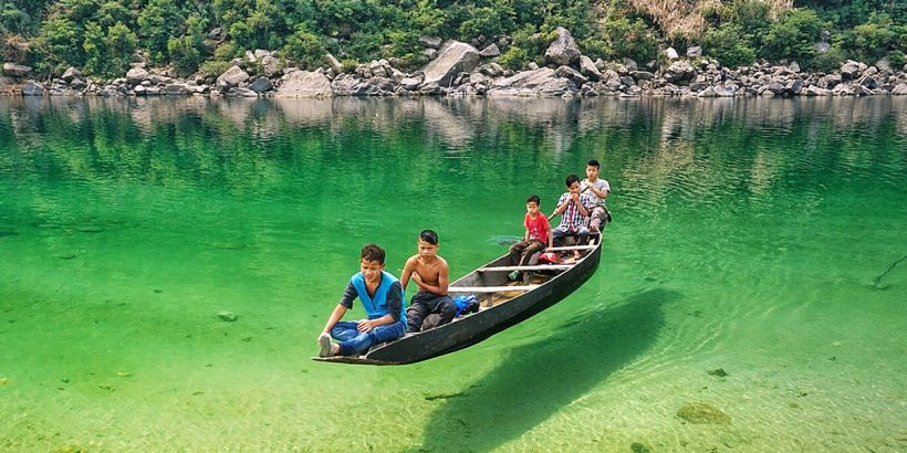 boat ride in the Umgot riverSHILLONG01