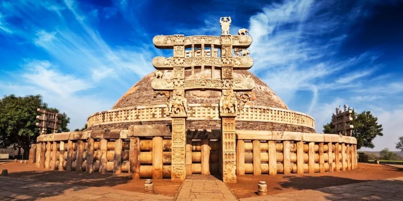 Sanchi include Ashoka Pillar, Great stupaa